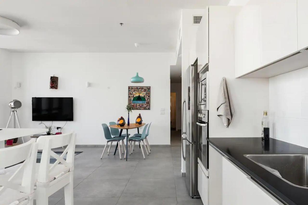 Luxury 2 Bedroom By The In Appartement *