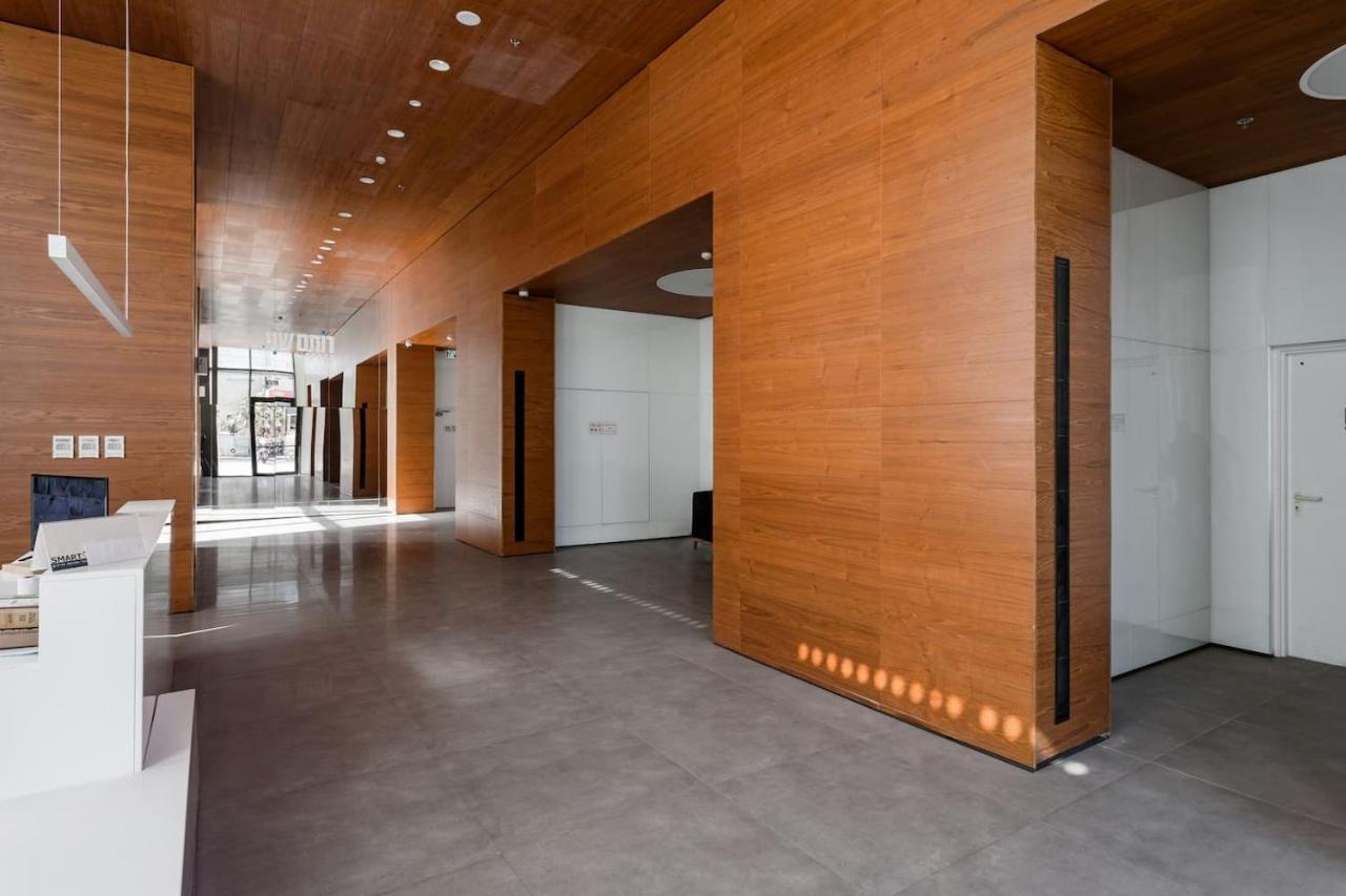 Luxury 2 Bedroom By The In